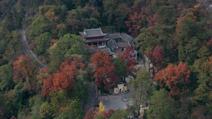 南岳衡山黄庭观红枫