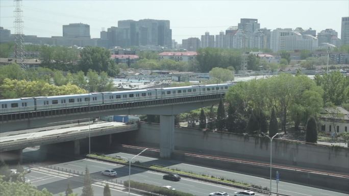 （原创）北京地铁城铁穿城而过