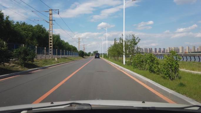 丁香湖公园道路风景