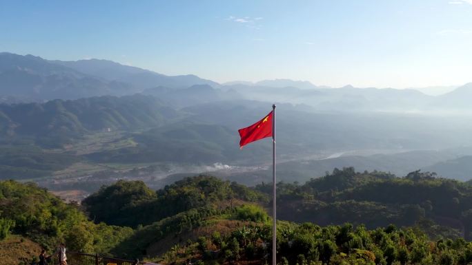 中缅边境观景台