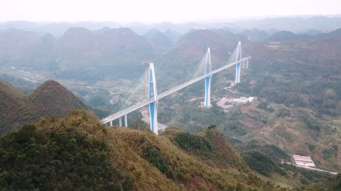 贵州省黔南平塘县，航拍平塘特大桥视频素材