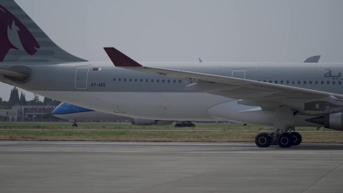 【原创4K】荷兰航空波音787飞机滑行