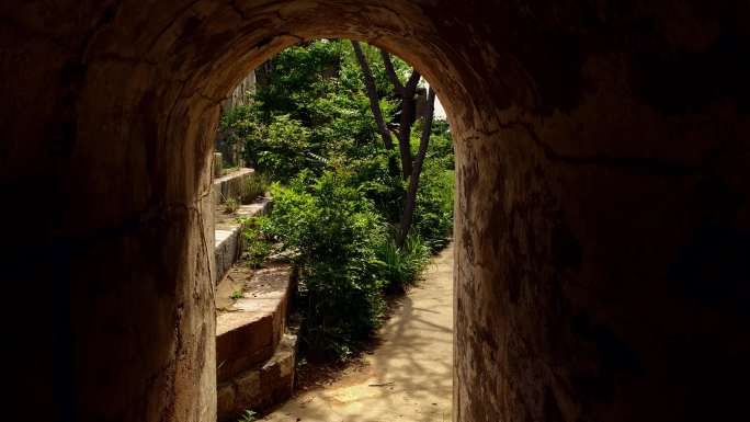 原创拍摄旅顺黄金山电岩炮台堡垒