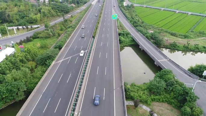 高速公路服务区