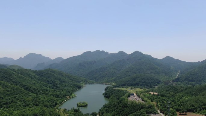 北京京郊燕山山脉风景