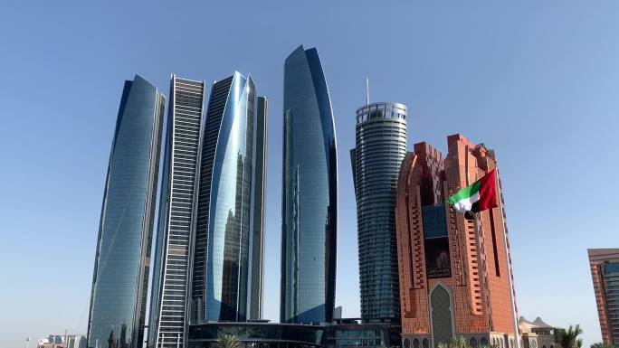 迪拜城市街景，城市高楼大厦