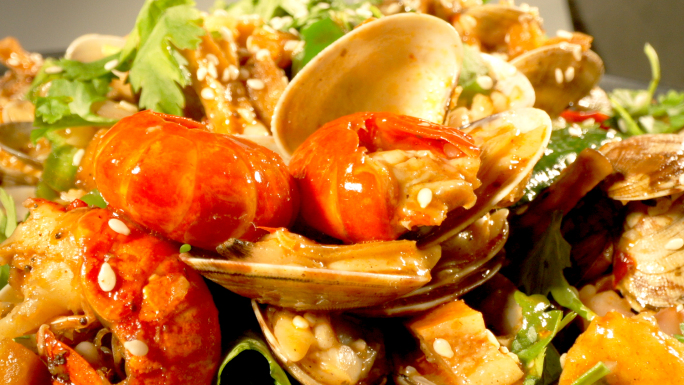 小龙虾-龙虾-虾尾蛤蜊面烹饪美食美味海鲜