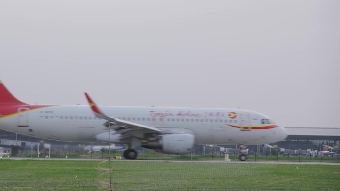 【原创】天津机场航班到达、天津航空