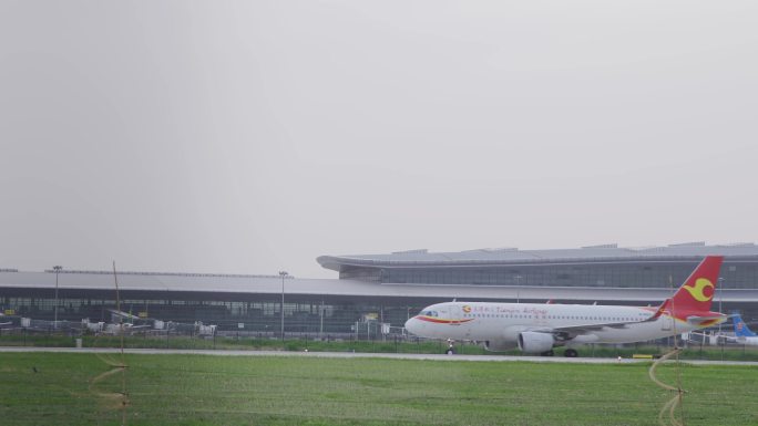 【原创】机场航班起飞到达、天津航空