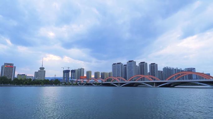 山西省太原市漪汾桥下午到晚上的延时视频