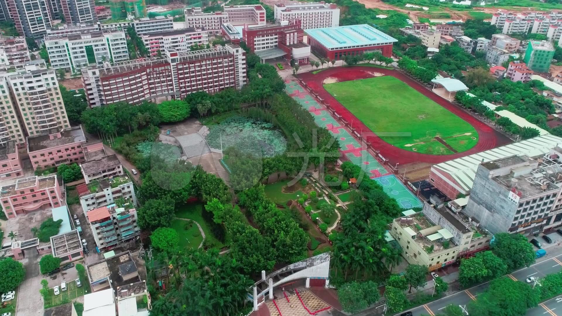 博罗华侨中学学校操场高清航拍实拍