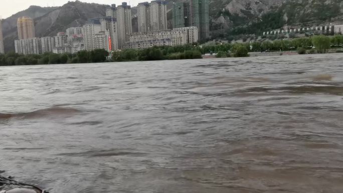 汛期黄河水流湍急慢镜头