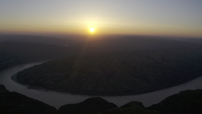 4K-HLG原素材-黄河湾日出