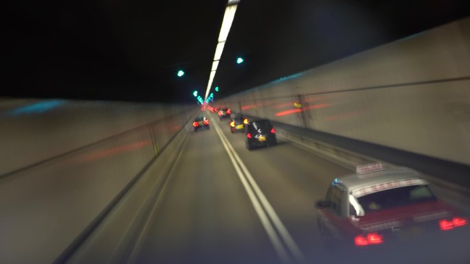 王家卫式镜头车流隧道香港城市