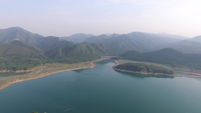 高山湖水茶园