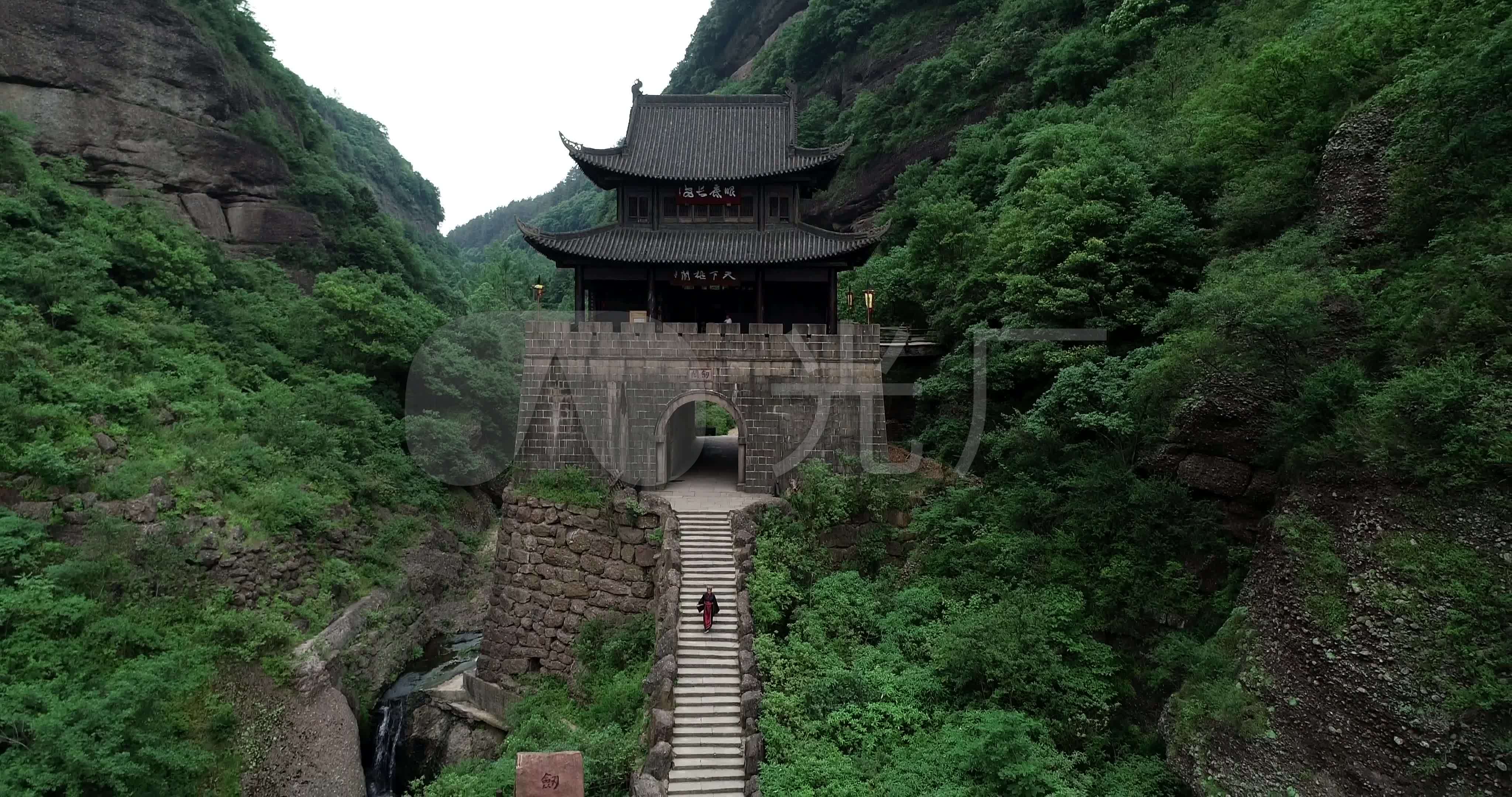 剑门关隘口 - 中国国家地理最美观景拍摄点