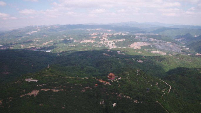 佛教寺庙山里古建筑亭子