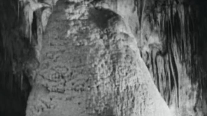 上世纪初美国卡尔斯巴德溶洞国家公园