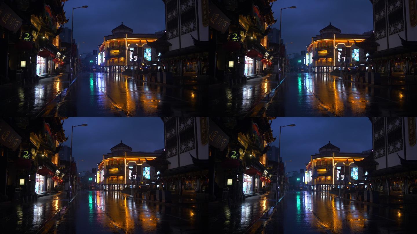 城隍庙上海街道下雨
