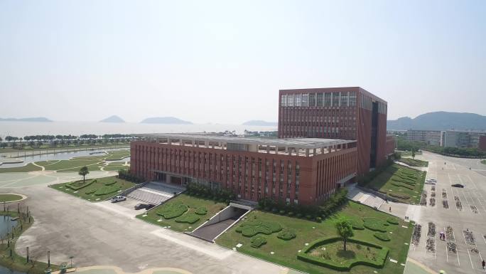 吉林大学珠海学院