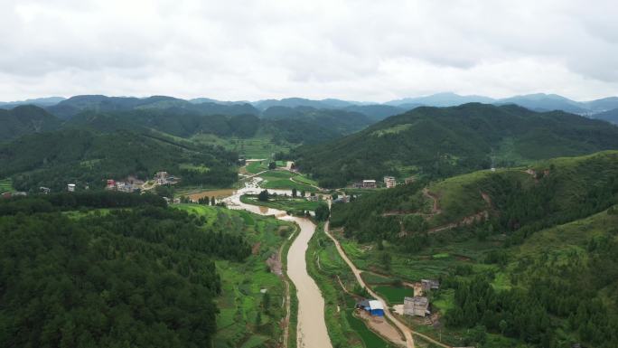 4K航拍农村洪水发大水3组90秒