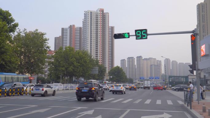 4K城市交通-堵车-拥堵-信号灯-路口