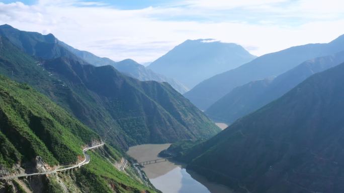 4K大气航拍大山大河