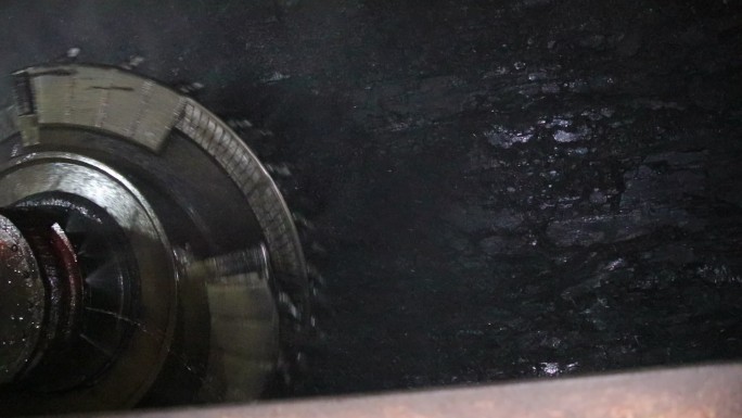 矿井割煤机割煤机矿工矿井割煤