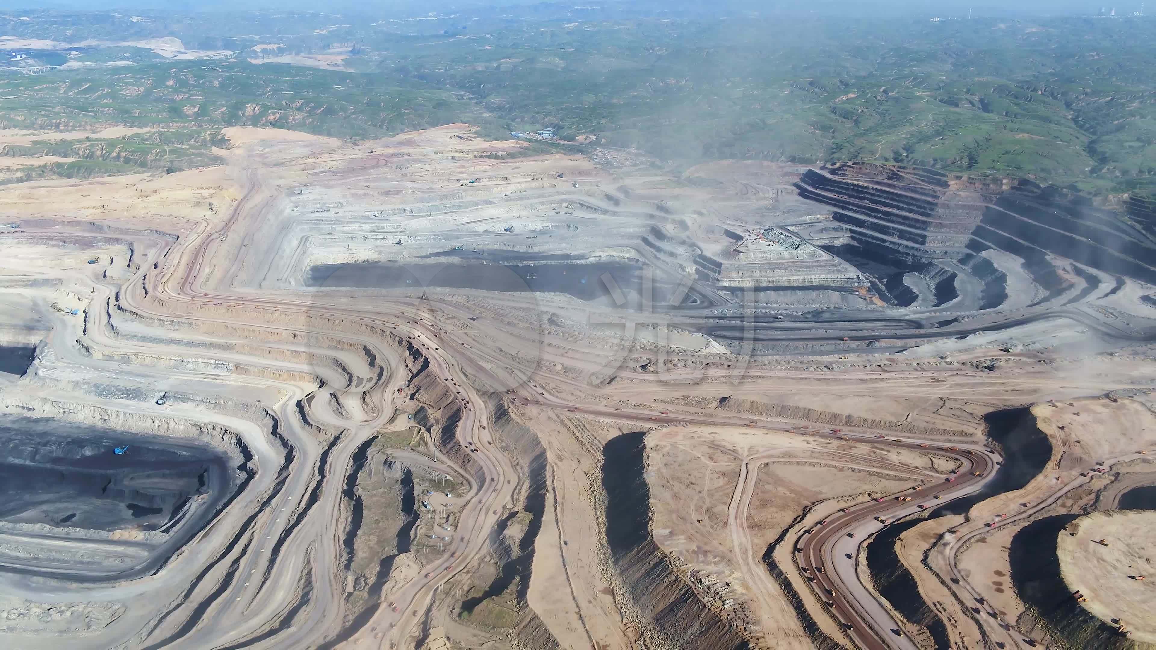 全国最大的露天煤矿，当年被日本挖到海拔负339米，成中国最低点_开采