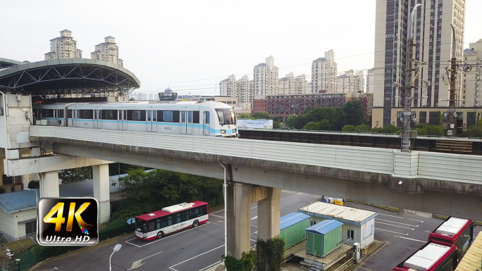 上海地铁9号线松江大学城地铁站