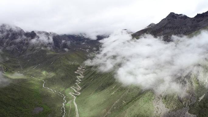 人间净土西藏高山道路4k航拍