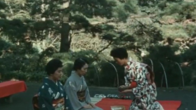 40年代日本女性服饰和服茶道艺术传统文化