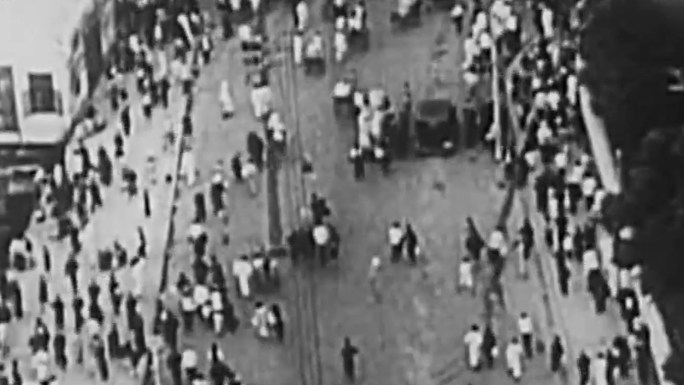 1930年代上海街头人群人流黄包车