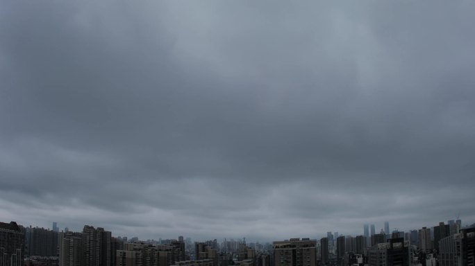 4K城市暴雨来临前的乌云02