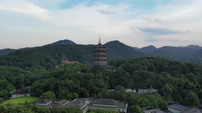 杭州西湖雷峰塔航拍