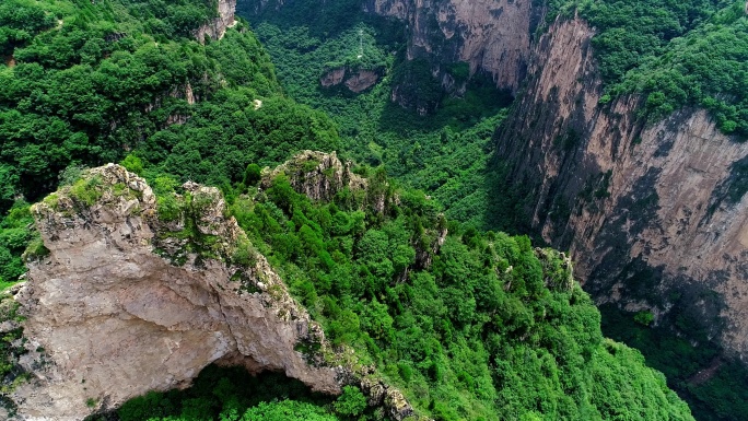 无人机航拍山西壶关八泉峡山水4K