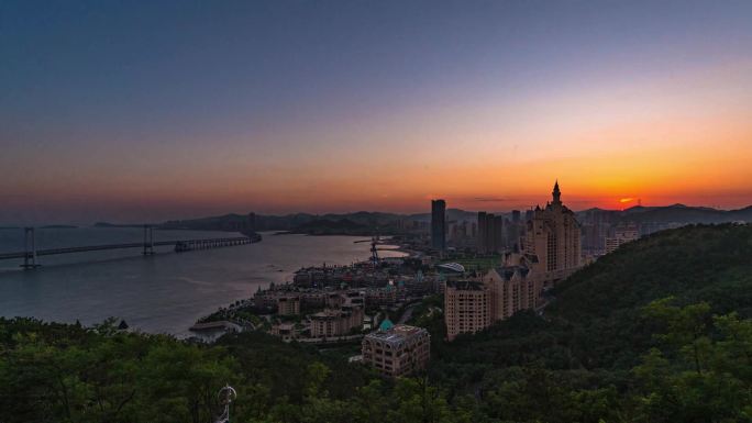 大连莲花山观景台星海城堡日落晚霞日转夜