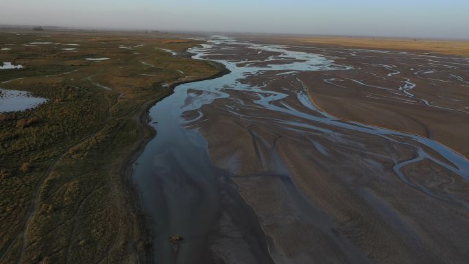 南疆地区河床的高清素材