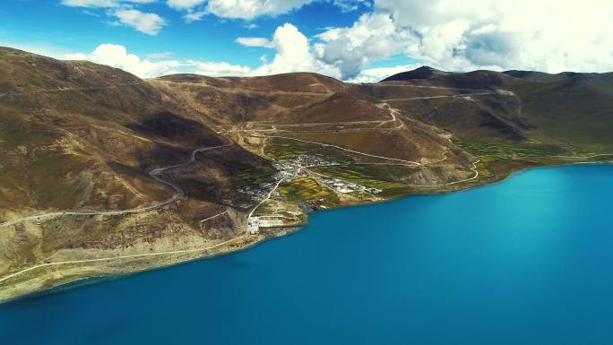 西藏著名景点羊湖