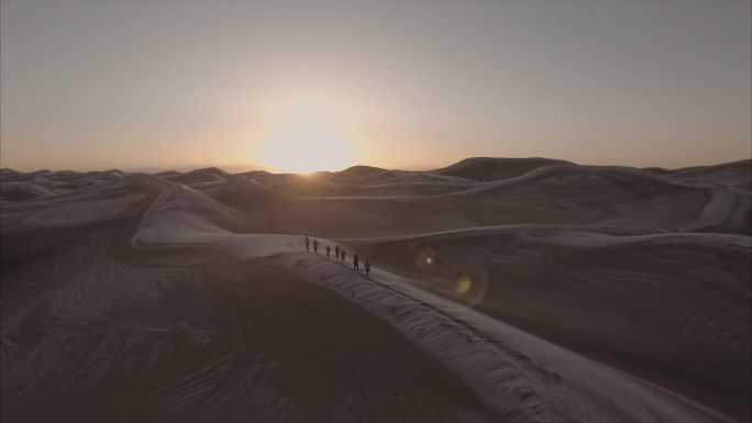 腾格里沙漠极限运动越野跑4K航拍