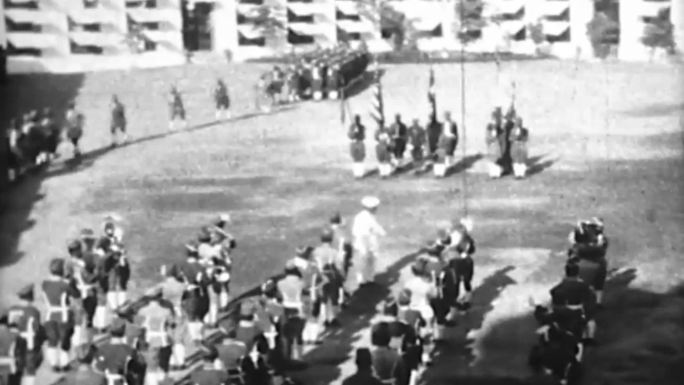 30年代天津租界美国领事馆士兵升旗阅兵
