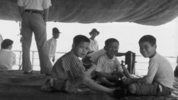 30年代上海黄浦江码头港口船员水手装卸工