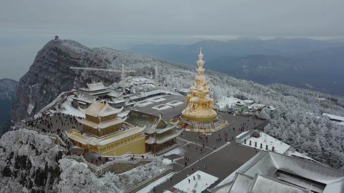 航拍峨眉山金顶雪景4kd-log