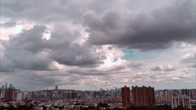 南宁夏天暴雨形成、入夜、夜景4k素材