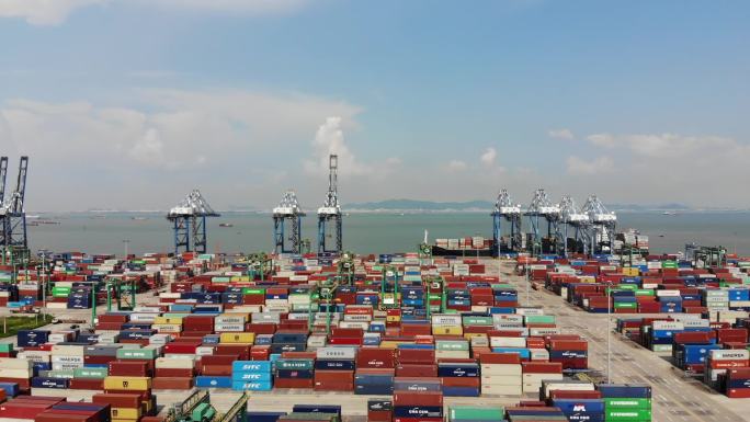 广州南沙货运港口码头航拍