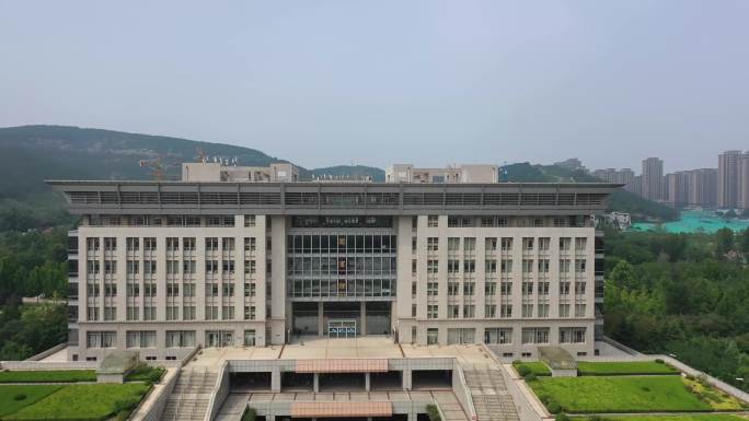 济南大学西校区