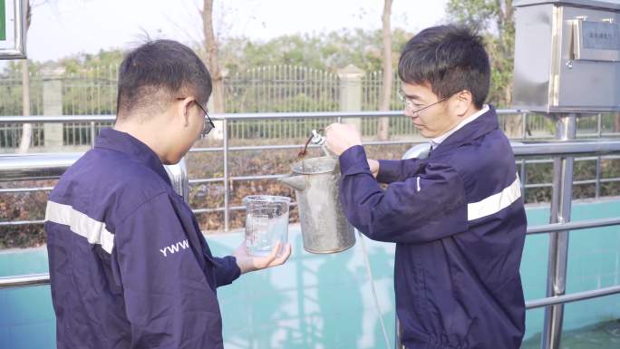 水质监测水样抽查水厂污水处理
