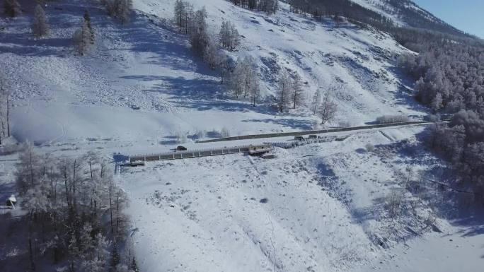 冬季雪景新疆禾木喀纳斯航拍镜头