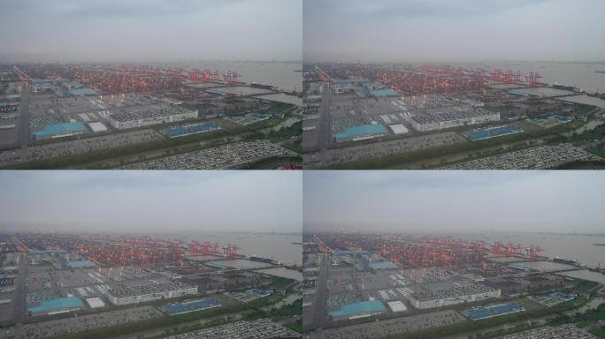4K原素材-航拍雨中上海自贸区外高桥港区