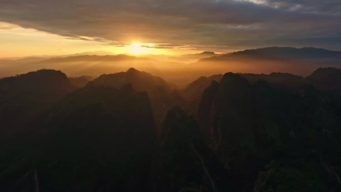 福建航拍武夷山日出东方黎明